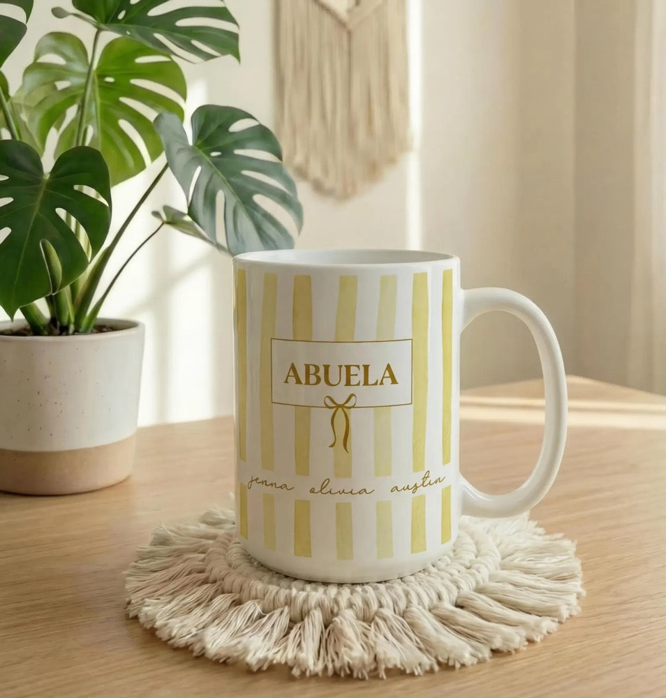 Personalized Grandma Mug, Custom Grandchildren Names Nana Coffee Cup, Baby Announcement Gift for New Grandmother, Gigi Grammy Abuela Gifts